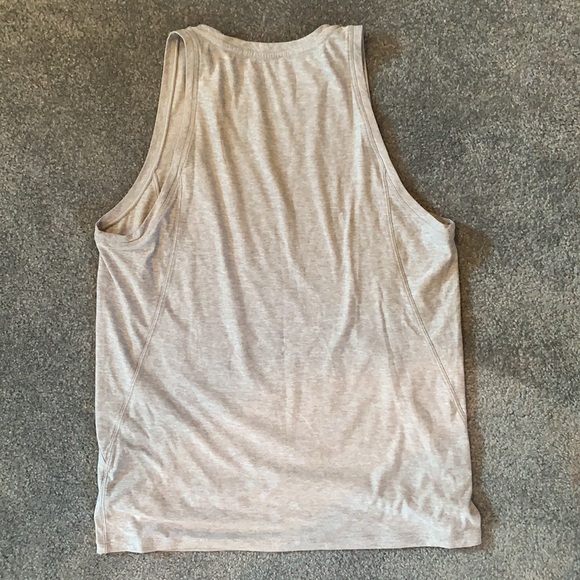 Outdoor Voice Tank - Picture 3 of 5